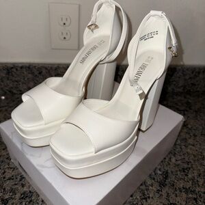 DREAM PAIRS Square Toe Platform Chunky Heel Sandals